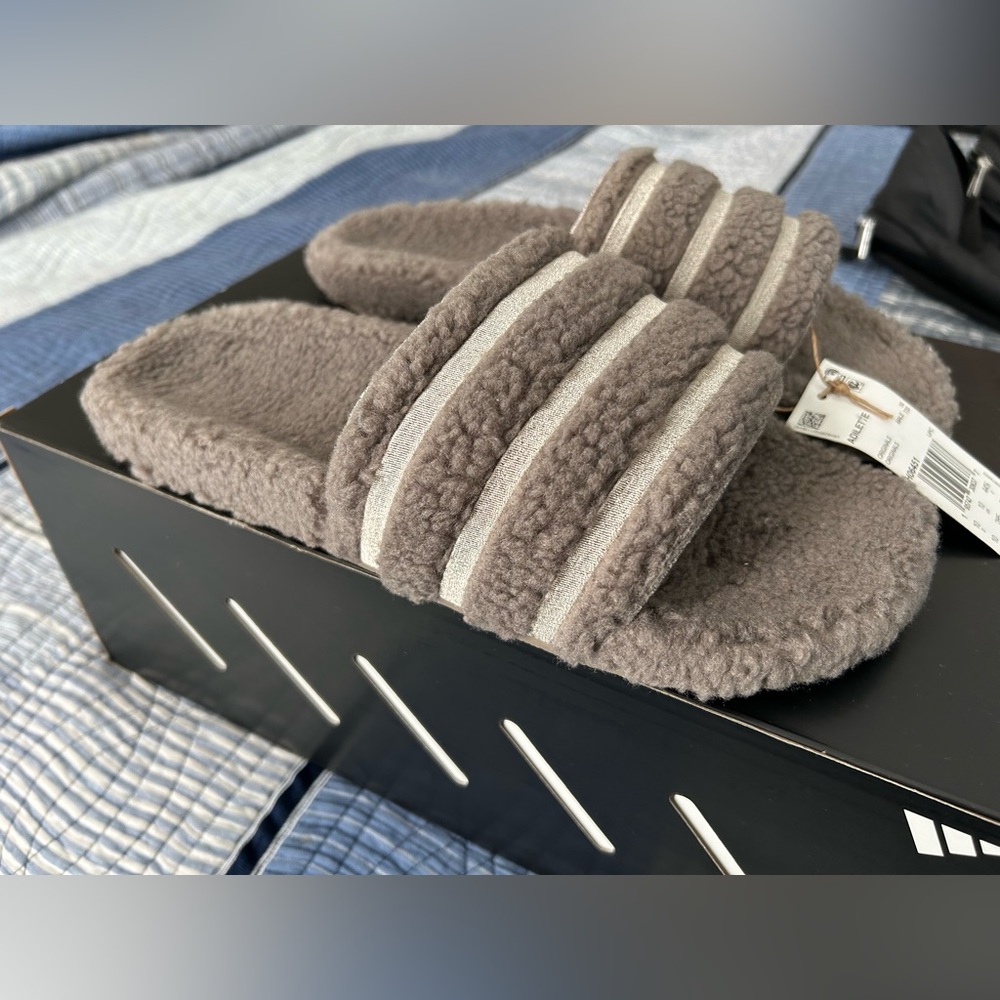 adidas Adilette Cozy Slides